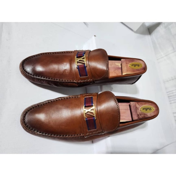 Authentic LOUIS VUITTON Smooth Calfskin Hockenheim Moccasin Loafers 11 Brown - Picture 6 of 16
